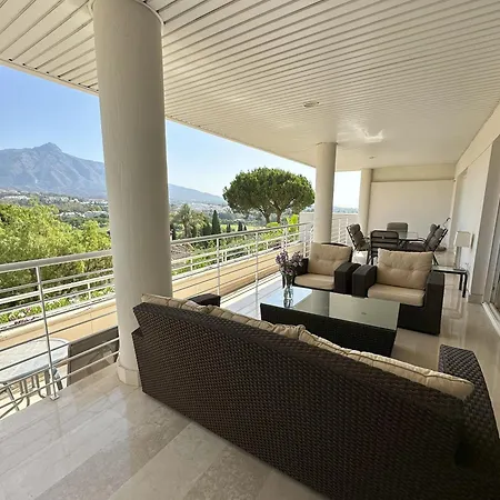 La Corniche,3bed With Pool Apartment *